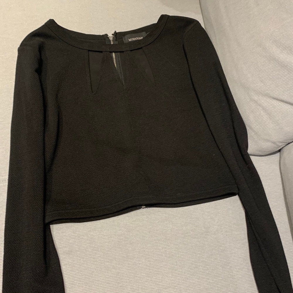 Mink pink long sleeves cut out black crop top